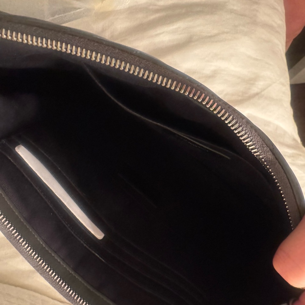 Saint Laurent Cassandra Charcoal Quilted Pouch - Picture 6 of 8